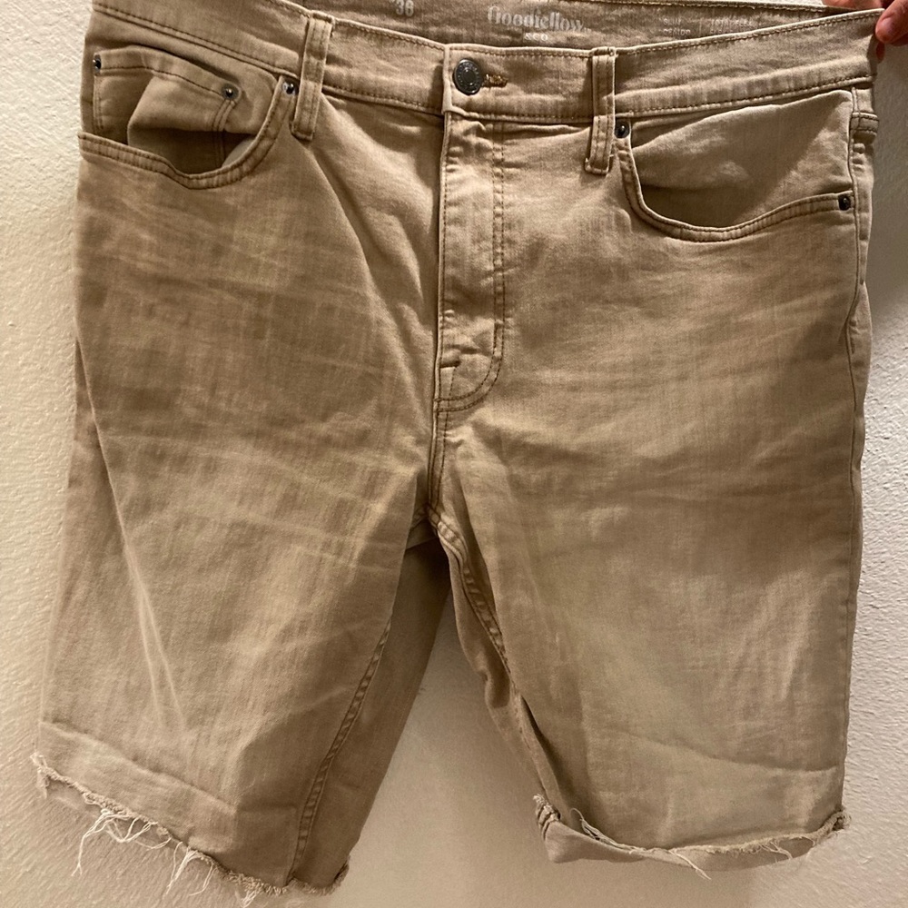 Khaki shorts